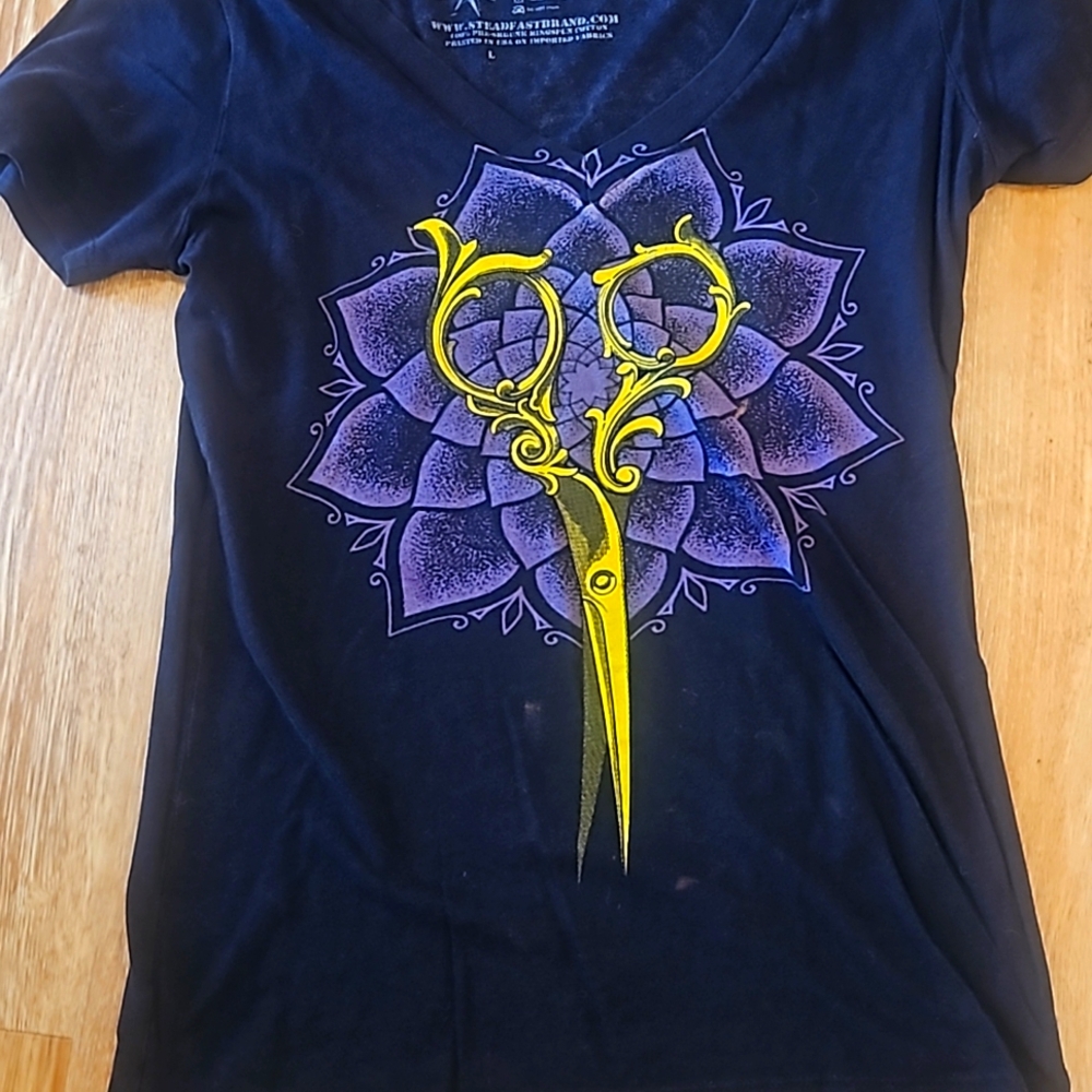 Steadfast Brand Hair Stylist T-shirt size Large